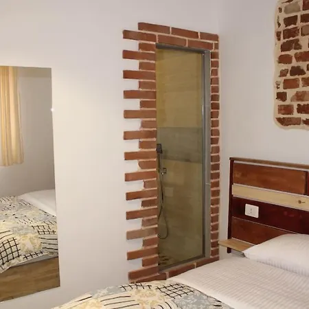 Downtown With Self Check-in 24/7. Apartment